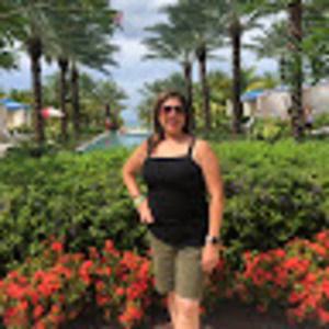 Meet your Posher, Yolanda